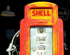 Gas Pump by Flickr user cobalt123